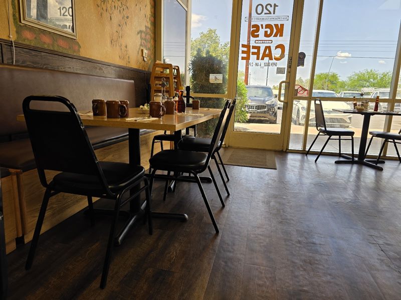 KG's Westside Cafe exterior